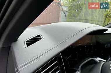 Внедорожник / Кроссовер Volkswagen Touareg 2019 в 