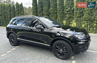 Внедорожник / Кроссовер Volkswagen Touareg 2012 в 