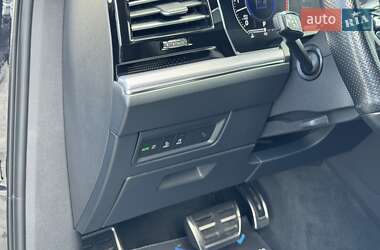 Внедорожник / Кроссовер Volkswagen Touareg 2020 в 