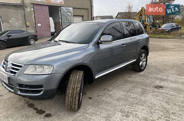 Позашляховик / Кросовер Volkswagen Touareg 2004 в Хусті