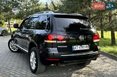 Позашляховик / Кросовер Volkswagen Touareg 2007 в 