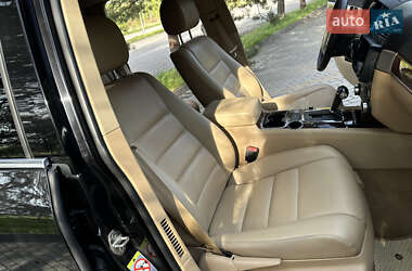 Позашляховик / Кросовер Volkswagen Touareg 2007 в 