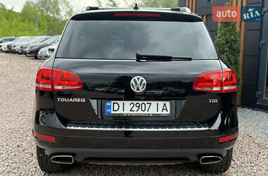 Позашляховик / Кросовер Volkswagen Touareg 2012 в 