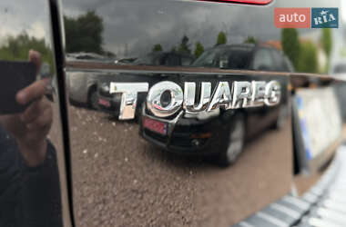 Позашляховик / Кросовер Volkswagen Touareg 2012 в 