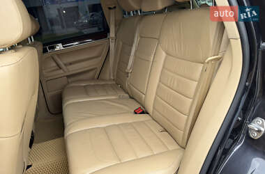 Внедорожник / Кроссовер Volkswagen Touareg 2007 в 
