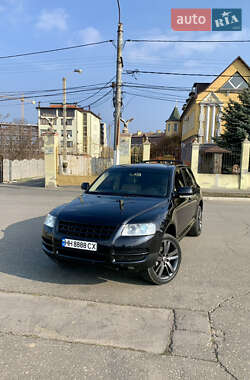Позашляховик / Кросовер Volkswagen Touareg 2004 в 