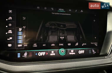 Внедорожник / Кроссовер Volkswagen Touareg 2019 в 