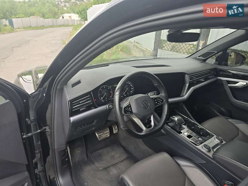 Внедорожник / Кроссовер Volkswagen Touareg 2021 в Виннице