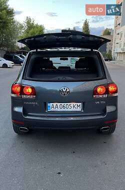 Позашляховик / Кросовер Volkswagen Touareg 2008 в 
