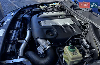 Внедорожник / Кроссовер Volkswagen Touareg 2011 в 