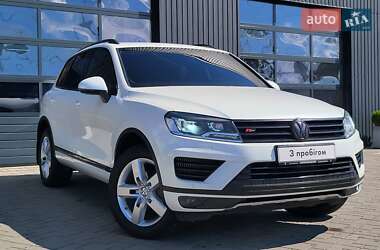 Позашляховик / Кросовер Volkswagen Touareg 2015 в Вінниці