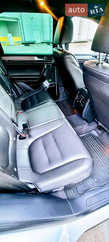 Внедорожник / Кроссовер Volkswagen Touareg 2013 в Киеве фото 25 Внедорожник / Кроссовер Volkswagen Touareg 2013 в Киеве