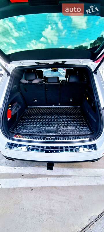 Внедорожник / Кроссовер Volkswagen Touareg 2013 в Киеве фото 37 Внедорожник / Кроссовер Volkswagen Touareg 2013 в Киеве