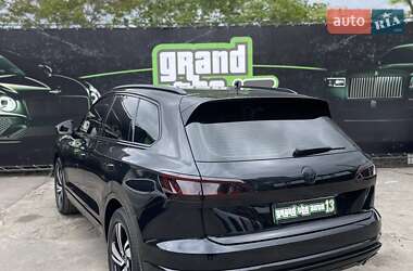 Внедорожник / Кроссовер Volkswagen Touareg 2020 в 