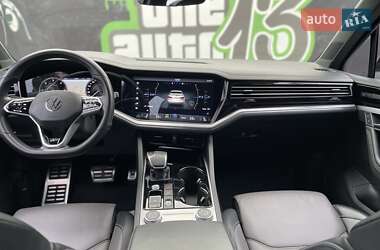 Внедорожник / Кроссовер Volkswagen Touareg 2020 в 