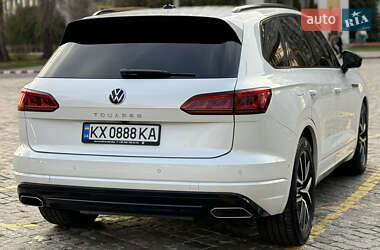 Внедорожник / Кроссовер Volkswagen Touareg 2020 в 
