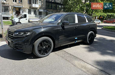 Внедорожник / Кроссовер Volkswagen Touareg 2025 в Харькове