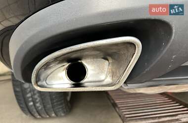 Внедорожник / Кроссовер Volkswagen Touareg 2011 в 