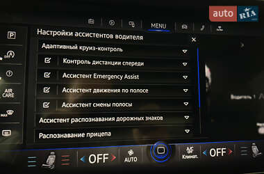 Внедорожник / Кроссовер Volkswagen Touareg 2022 в 