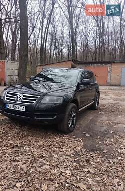 Внедорожник / Кроссовер Volkswagen Touareg 2006 в 