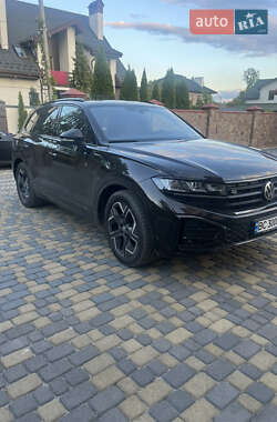 Позашляховик / Кросовер Volkswagen Touareg 2024 в Львові