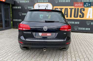 Внедорожник / Кроссовер Volkswagen Touareg 2013 в 