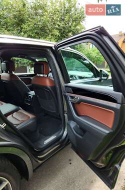 Позашляховик / Кросовер Volkswagen Touareg 2023 в 