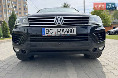 Внедорожник / Кроссовер Volkswagen Touareg 2016 в 