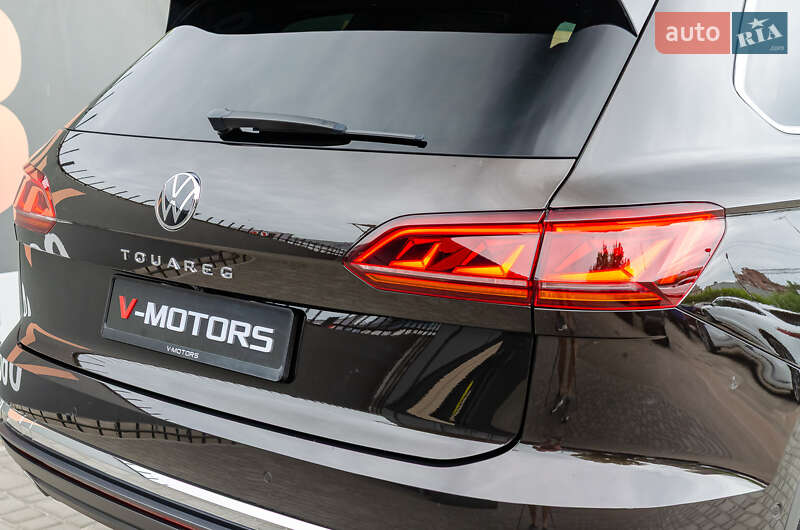 Внедорожник / Кроссовер Volkswagen Touareg 2021 в Киеве