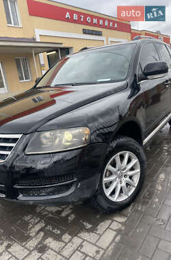 Позашляховик / Кросовер Volkswagen Touareg 2007 в 