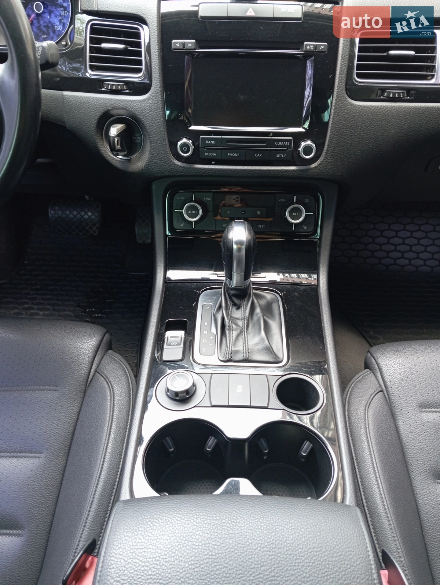 2011 Volkswagen Touareg - мініатюра 22