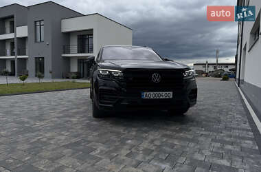 Внедорожник / Кроссовер Volkswagen Touareg 2022 в 