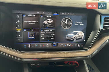 Позашляховик / Кросовер Volkswagen Touareg 2019 в 