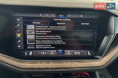 Позашляховик / Кросовер Volkswagen Touareg 2019 в 
