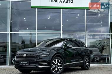 Позашляховик / Кросовер Volkswagen Touareg 2022 в Києві