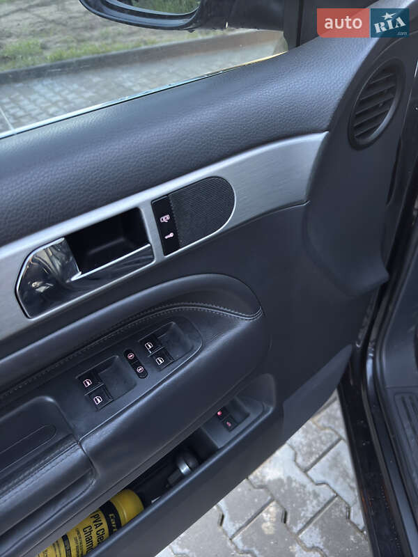 Внедорожник / Кроссовер Volkswagen Touareg 2008 в Луцке