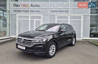 Позашляховик / Кросовер Volkswagen Touareg 2020 в Києві