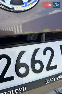 Позашляховик / Кросовер Volkswagen Touareg 2013 в 