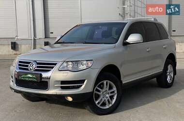 Позашляховик / Кросовер Volkswagen Touareg 2007 в Києві