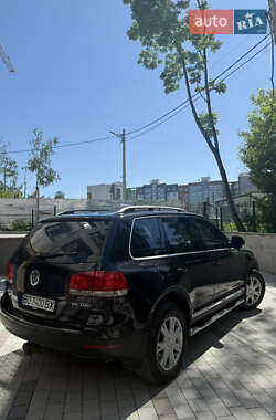 Позашляховик / Кросовер Volkswagen Touareg 2006 в 