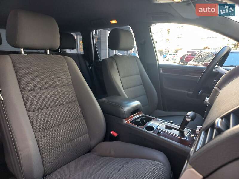 Внедорожник / Кроссовер Volkswagen Touareg 2008 в Ивано-Франковске