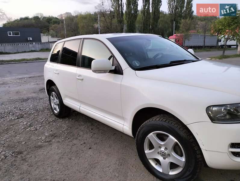 Внедорожник / Кроссовер Volkswagen Touareg 2006 в Киеве фото 4 Внедорожник / Кроссовер Volkswagen Touareg 2006 в Киеве