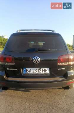 Позашляховик / Кросовер Volkswagen Touareg 2007 в 