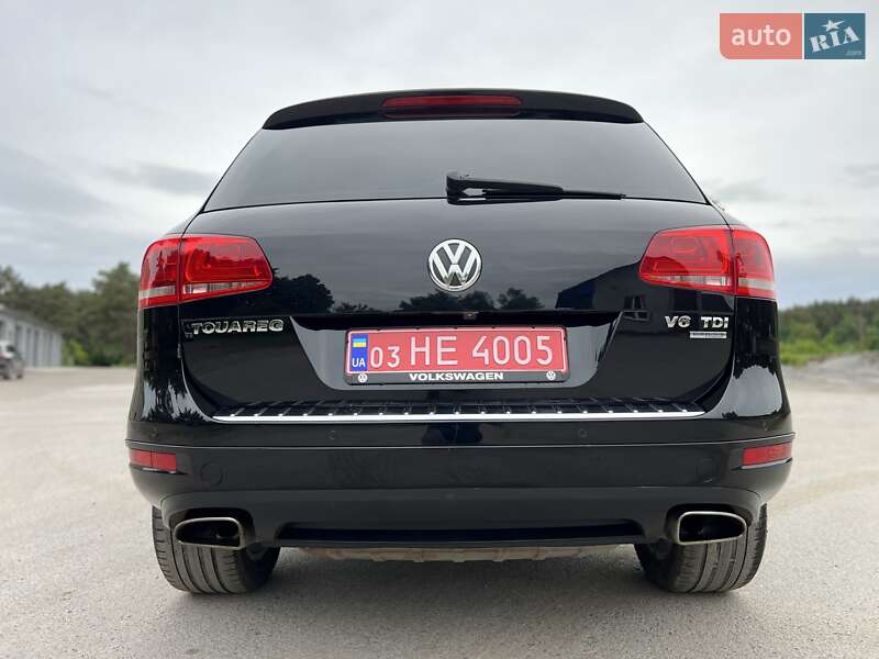 Внедорожник / Кроссовер Volkswagen Touareg 2011 в Радивилове