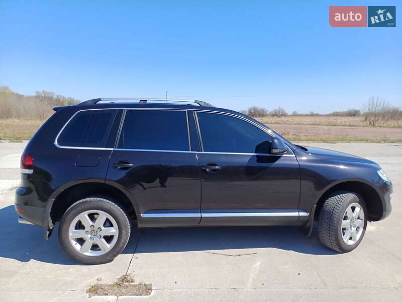 Внедорожник / Кроссовер Volkswagen Touareg 2007 в Нежине