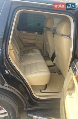 Позашляховик / Кросовер Volkswagen Touareg 2005 в 