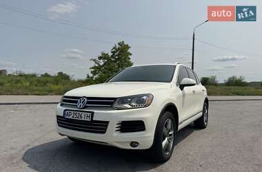 Позашляховик / Кросовер Volkswagen Touareg 2012 в Запоріжжі