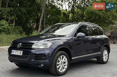 Позашляховик / Кросовер Volkswagen Touareg 2012 в 