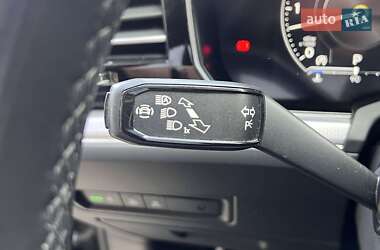 Внедорожник / Кроссовер Volkswagen Touareg 2021 в 