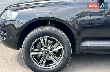 Внедорожник / Кроссовер Volkswagen Touareg 2006 в 